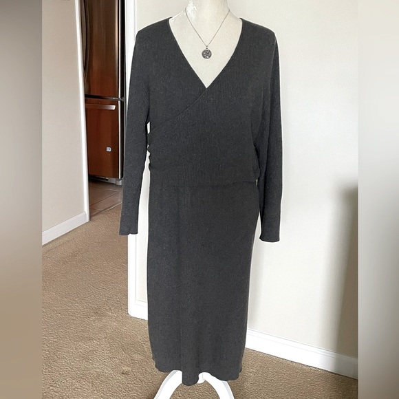 Leith Dresses & Skirts - Leith knit dress.